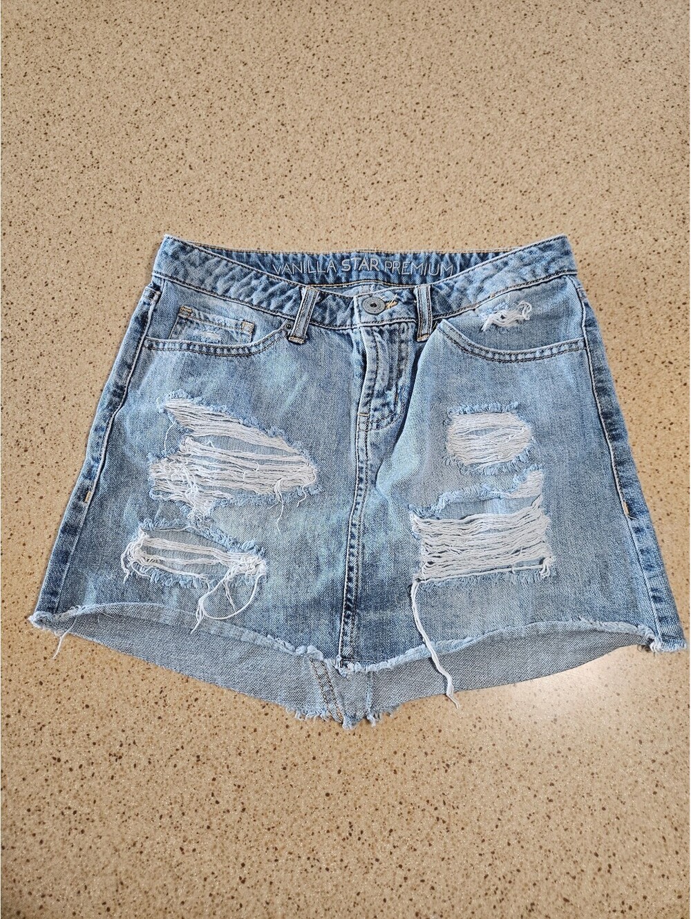 Vanilla Star Premium distressed denim skirt